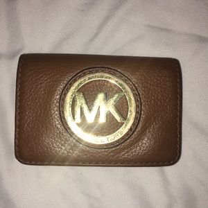 Michael Kors change purse